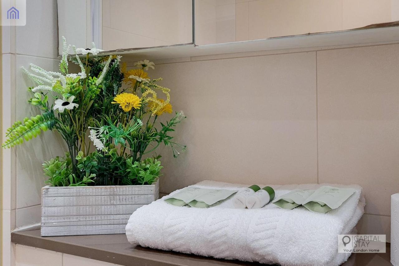 Two Bedroom Apartment - London Excel Stays Exterior foto